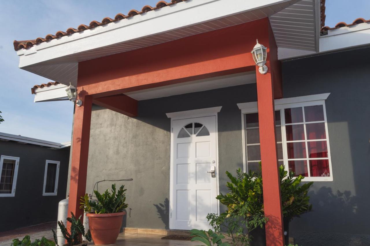 La Casita Torres Villa Ораниестад Екстериор снимка